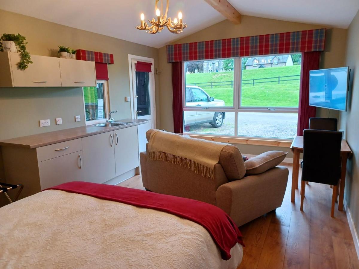 Erraid Lodge Fort Augustus Exterior photo